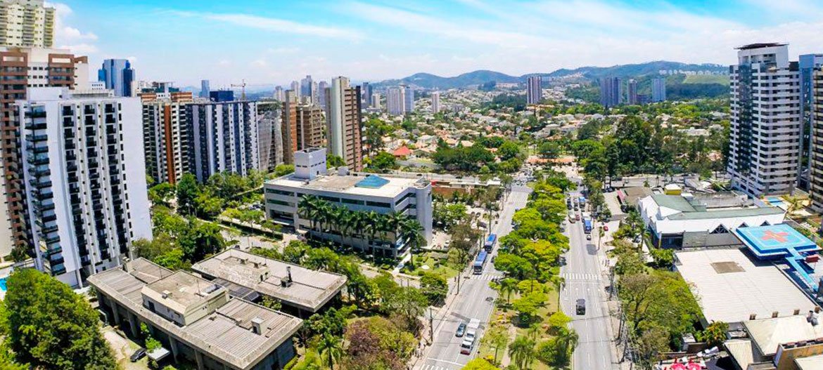 Fábrica de Portas de Aço - Soluções para Empresas em Alphaville Portas de aço elegantes e seguras para empresas em Alphaville. A Fábrica de Portas de Aço oferece soluções personalizadas que combinam design e alta performance.