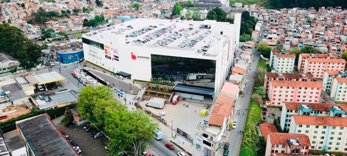 Fábrica de Portas de Aço Enrolar Diadema: Segurança e Modernidade para o seu Comércio Portas de aço de enrolar para lojas, shopping centers e galerias comerciais em Diadema. Segurança contra furtos, design moderno e praticidade no dia a dia.