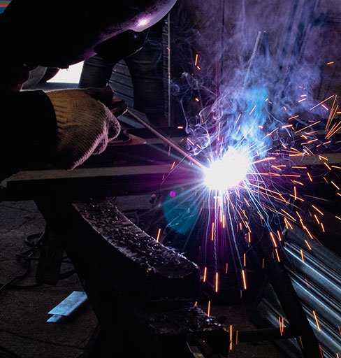 Empresa de instalação e reparo de portas de aço em São Paulo